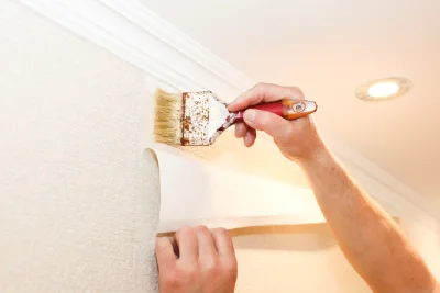 Pose de papier peint à Saint-Ay — revêtements muraux et toiles de verre